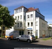Ab 01.05.2025 beziehbare 2-Zimmerwohnung mit Tiefgaragenstellplatz, Balkon, separater Küche und Bad mit Fenster und Badewanne in 01219 Dresden