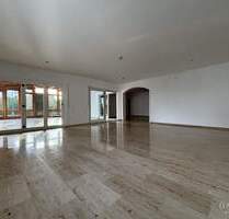 Geräumige ca. 200 qm auf einer Etage! - Friolzheim