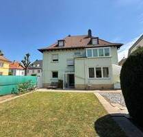 Charmantes Dreifamilienhaus mit Gartenidylle in gefragter Lage in Schwetzingen