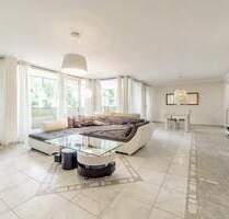 Wohntraum im edlen Blankenese: Zwei großzügige Wohneinheiten zur vielseitigen Nutzung in idyllisch ruhiger Wohnlage - Hamburg