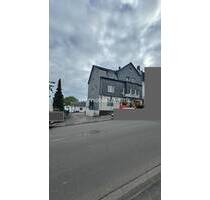 Charmantes und Rentables Mehrfamilienhaus mit einem Ladenlokal und angrenzendem Grundstück - Gevelsberg