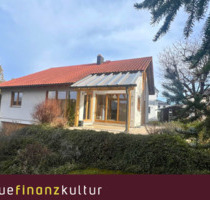Exklusives Einfamilienhaus mit Doppelgarage und Garten – Ihr Traumhaus in Beuren!