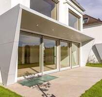 Neubau Einfamilienhaus mit möglicher Einliegerwohnung, Tiefgarage und unverbautem Ausblick - Krailling