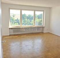 Mehrfamilienhaus in hervorragender Lage in Lappersdorf