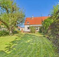 SANIERUNGSBEDÜRFTIGES HAUS AUF GROSSEM GRUNDSTÜCK IN OLCHING MIT VIEL AUSBAU & ERWEITERUNG-POTENZIAL