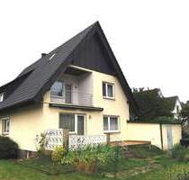 Großzügiges Zweifamilienhaus mit Garten und Wohlfühlatmosphäre in Holzminden
