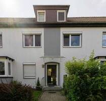 Bremerhaven-Mitte Charmante 5-Zimmer-Wohnung mit Altbauflair und modernem Komfort in gepflegtem Mehrfamilienhaus
