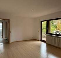 Gepflegte 3-Zimmer-Maisonette-Wohung mit 2 Balkonen und Garage - Sasbach am Kaiserstuhl