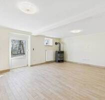 KIRF-MEURICH: TEILRENOVIERTES 216 M² WOHNHAUS MIT VIEL POTENZIAL! - Kirf / Meurich