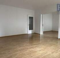 Zentrale 3-Zimmerwohnung mit Balkon im Frauenland - Würzburg