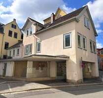*RESERVIERT* Wohn- und Geschäftshaus am Albertsplatz in Coburg