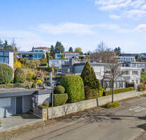 Haushälfte mit tollem Garten und herrlicher See- und Bergsicht in Markdorf