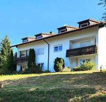 Große 2 Zimmer-Dachgeschoss-Wohnung mit Balkon - Perlesreut