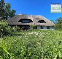 Reetdachhaus mit sehr großem Grundstück - Elmenhorst-Lichtenhagen