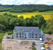 Balkonblick ins Grüne - 1.360,00 EUR Kaltmiete, ca.  94,60 m² Wohnfläche in Zöllnitz (PLZ: 07751)