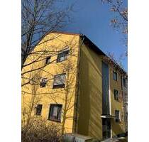 Helle 2-Zimmer-Wohnung mit Balkon am Tillypark - Nürnberg West