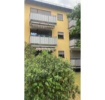 Helle 2-Zimmer-Wohnung mit Balkon am Tillypark - Nürnberg West