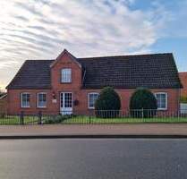 Charmantes Klinkerhaus mit besonderem Außenbereich und Weitblick - Schwabstedt