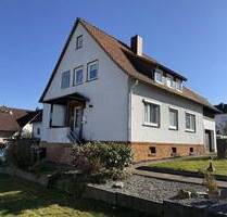 Zentral & ideal angebunden - Ein- bis Zweifamilienhaus mit schönem Grundstück - Vellmar Obervellmar