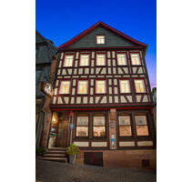 **Denkmalgeschütztes Anwesen in der Gelnhäuser Altstadt** - Gelnhausen