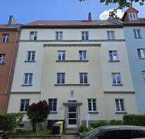 Gepflegte 2-Raum-Wohnung in Hochparterre mit Balkon - Erfurt Andreasvorstadt