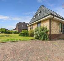 Einfamilienhaus in ruhiger Lage mit großem Garten - Neumünster Gadeland