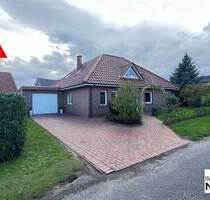 Wohlfühlobjekt ** sanierter u. modernisierter Bungalow mit Wintergarten u. Garage ** top Zustand ** provisionsfrei für den Käufer - Oberlangen
