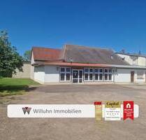 Wohnen mit Geschichte - ehemalige Gaststätte mit Terrasse, Saal & Gästehaus am Teich - Groitzsch Michelwitz