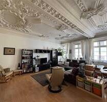 CO-City Markt ** attraktive 3,5 Zi mit Charm ** ab August ** STUCK ** - Coburg Innenstadt
