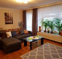 Idyllische Doppelhaushälfte in Erfurt mit Garage