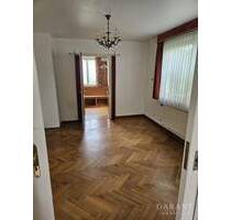 Betagtes Charmehaus in bester Lage - Reutlingen Betzingen