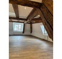 Außergewöhnl. 2-Zimmer-Whg. - 975,00 EUR Kaltmiete, ca.  75,00 m² Wohnfläche in Bamberg (PLZ: 96050) St. Gangolf