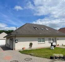 Walmdachbungalow in ruhiger Siedlungslage von Scharrel - Saterland