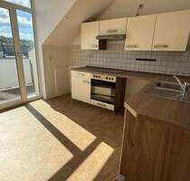 Toller Balkon an der Küche - EBK - Tageslichtbad mit Badewanne - Chemnitz Ebersdorf