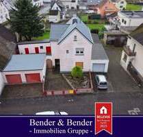 Gepflegtes Einfamilienhaus mit Doppelgarage und großem Grundstück in Hundsangen!