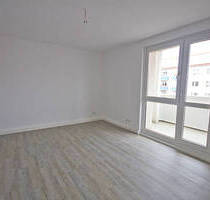 3-Zimmerwohnung mit Balkon im Süden. - Halle (Saale) Südstadt