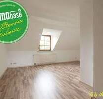 Dachgeschoss-Charme in schönster Lage von Flöha!