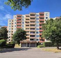 Gut geschnittene Wohnung mit Balkon, Aufzug und TG-Platz - Kornwestheim