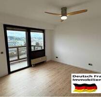 Schöne Wohnung über dem Hotel Mercure , Saarblick - Saarbrücken St Johann