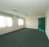 25 m² Büro ab sofort im 5. OG zu vermieten - Berlin Marzahn