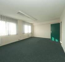 25 m² Büro zu vermieten - 450,00 EUR Kaltmiete, in Berlin (PLZ: 12689) Marzahn