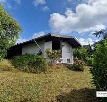 Ideales Wochenend- Feriendomizil! Kleines Einfamilienhaus in Randlage und nahe des Secker Weihers!