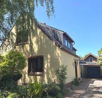 PURNHAGEN-IMMOBILIEN - Bremen-Schönebeck, großzügiges 1-Fam.-Haus in ruhiger und grüner Wohnlage! - Bremen / Schönebeck
