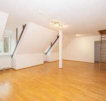 Stilvolle 4-Zimmer-Wohnung mit Dachterrasse im Herzen von Zürch - Schweinfurt Altstadt