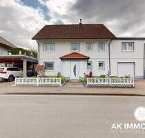 Vielseitiges Familiendomizil mit Einliegerwohnung in attraktiver Lage von Bodenwerder