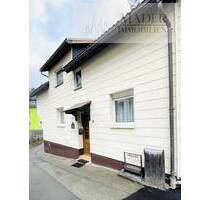 Attraktives Ein- Zweifamilienhaus - Ludwigsstadt Lauenstein