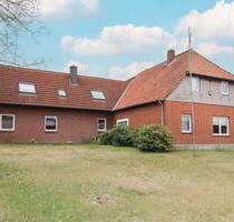 RESERVIERT! Einfamilienhaus mit Anbau, Garten, zur flexiblen Nutzung in Ummern