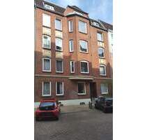 Charmante 3-Zimmer-Whg. mit Garten in zentraler Lage Bugenhagenstraße 4, Südfriedhof - Kiel