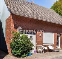 Charmantes Zweifamilienhaus mit Geschichte, Potenzial und steuerlichem Vorteil - Laer