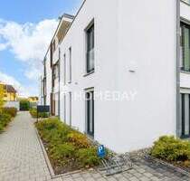 Moderne 2-Zimmer-Wohnung mit Terrasse & Gartenanteil und großzügiger TG in ruhiger Lage von Neuburg - Neuburg an der Donau